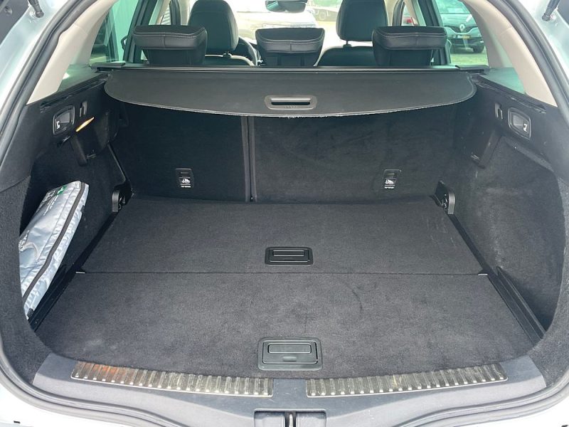 Renault Megane IV Estate TCe 140ch EDC Intens / Camera / Boite auto / CarPlay / LEDS / Cockpit 85.00