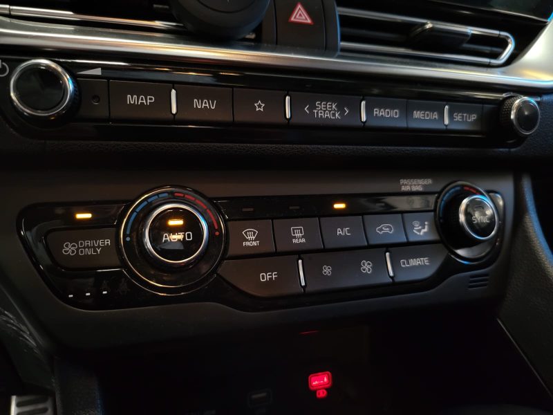 KIA NIRO 1.6 GDI HYBRID 141cv PREMIUM / SUIVI KIA / SIEGES CHAUFFANTS / CAMERA DE RECUL / VIRTUAL