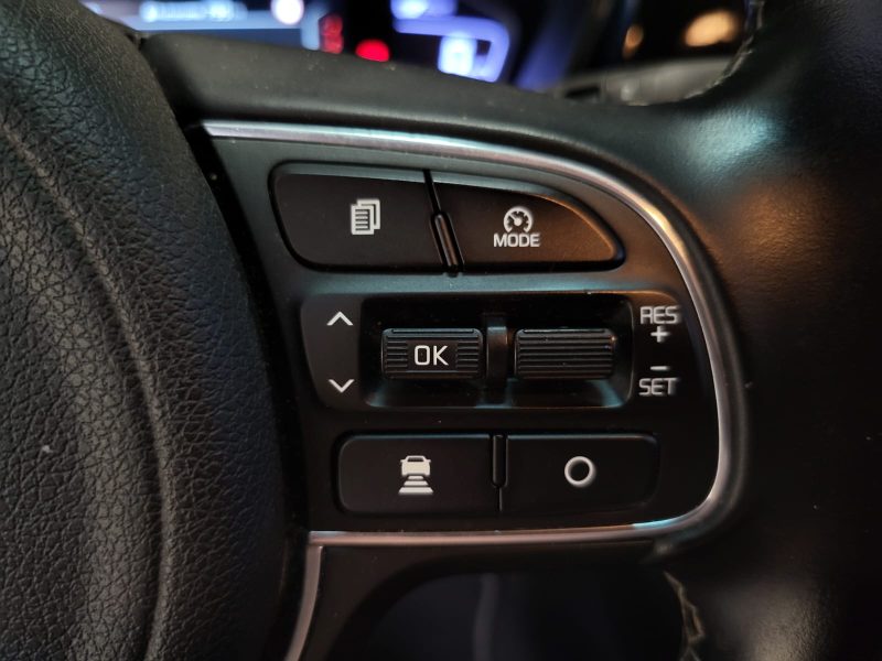 KIA NIRO 1.6 GDI HYBRID 141cv PREMIUM / SUIVI KIA / SIEGES CHAUFFANTS / CAMERA DE RECUL / VIRTUAL