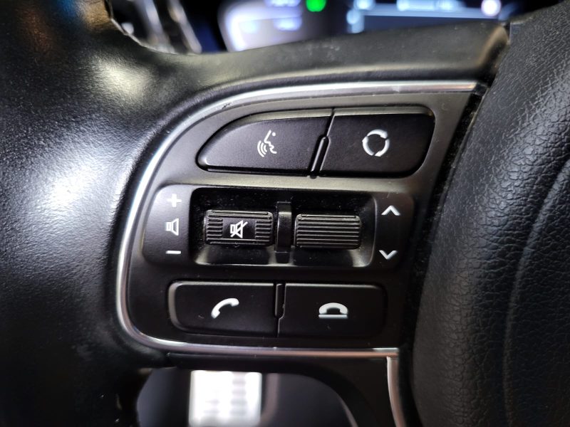 KIA NIRO 1.6 GDI HYBRID 141cv PREMIUM / SUIVI KIA / SIEGES CHAUFFANTS / CAMERA DE RECUL / VIRTUAL