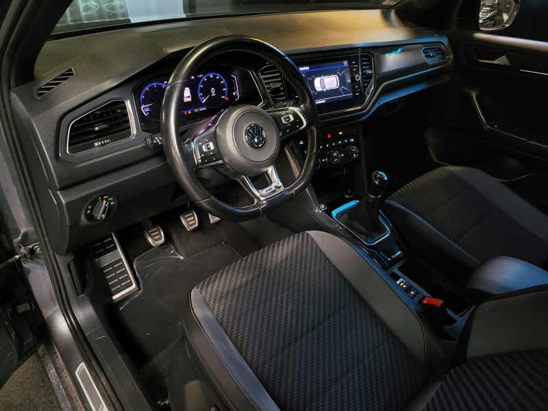 VOLKSWAGEN T-ROC 1.5 TSI 150cv BVM6 R-LINE / SUIVI OK / CARPLAY / KEYLESS / CAMERA / COFFRE ELEC / A