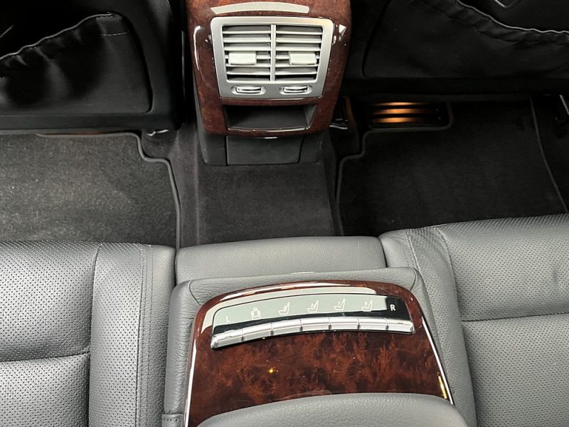 Mercedes-Benz S500 V8 435ch 4-Matic 1.Main
