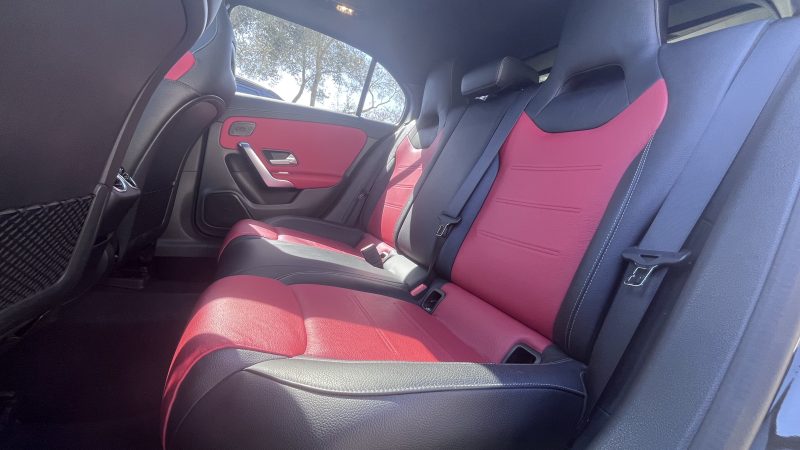 MERCEDES CLASSE A 200 163 cv AMG LINE AUTO