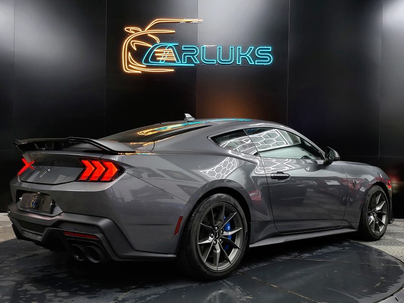 FORD MUSTANG Fastback 5.0 V8 450cv Dark Horse Boîte Auto 1ère Main