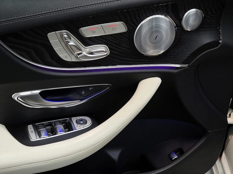 MERCEDES-BENZ CLASSE E CABRIOLET 220d 194cv Sportline 9G-Tronic