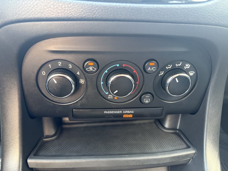 FORD KA+ 1.2i 71Ch ESSENTIAL - Garantie