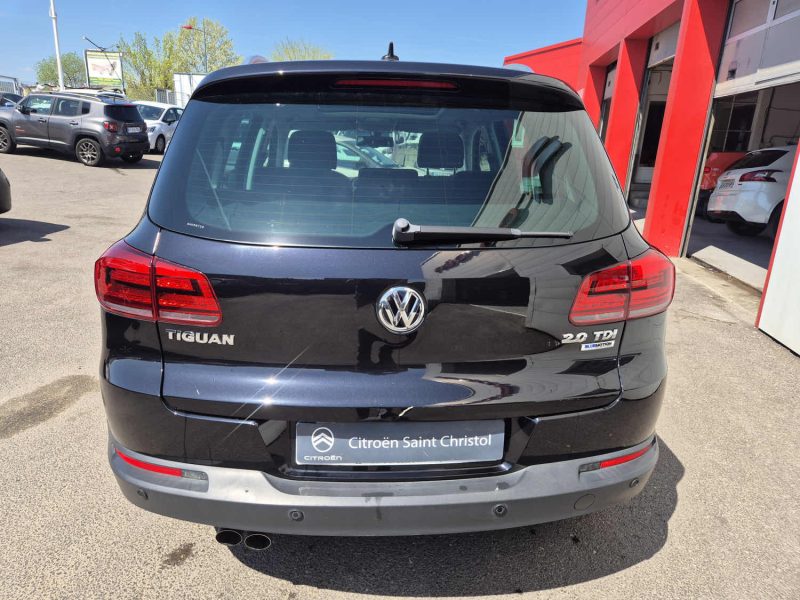 VOLKSWAGEN TIGUAN 2016