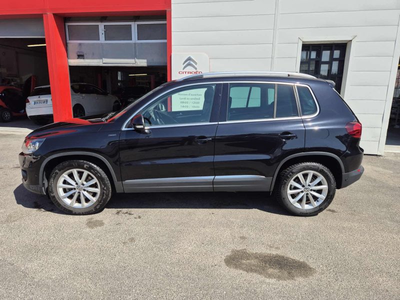 VOLKSWAGEN TIGUAN 2016