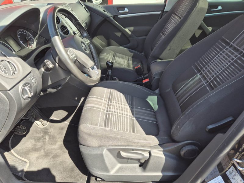 VOLKSWAGEN TIGUAN 2016