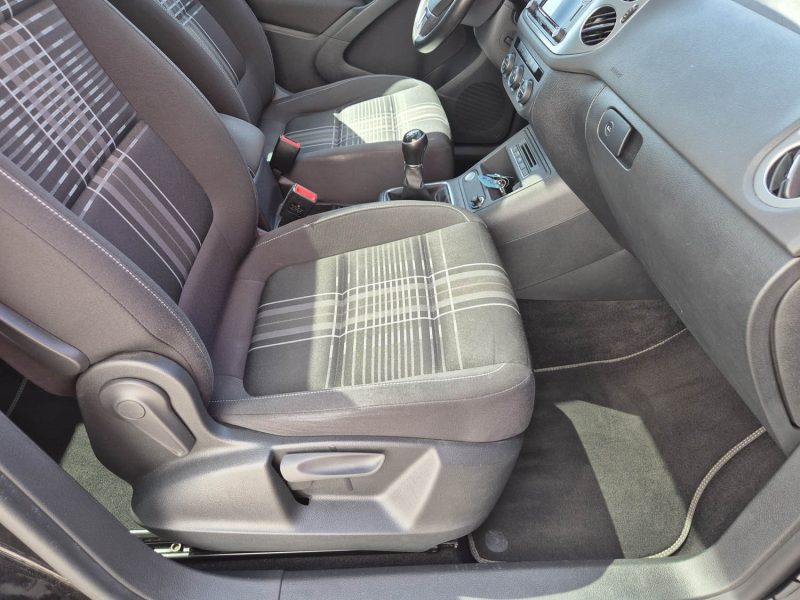 VOLKSWAGEN TIGUAN 2016