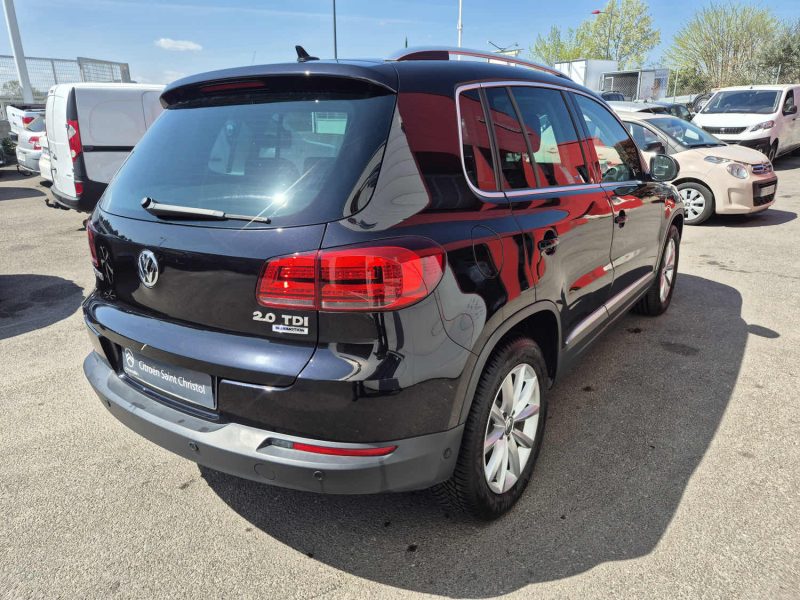 VOLKSWAGEN TIGUAN 2016