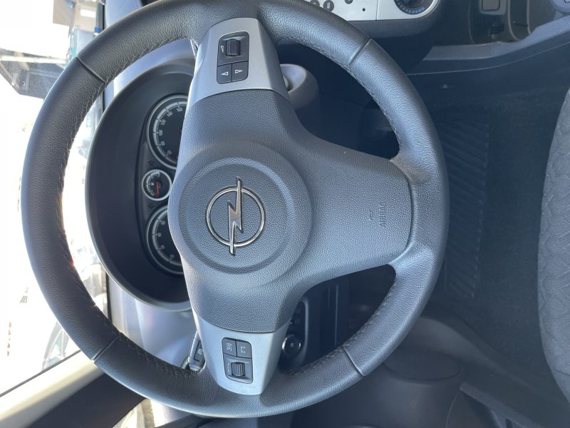 OPEL CORSA 2013