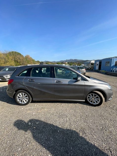 MERCEDES CLASSE B 180 BUSINESS EXECUTIVE