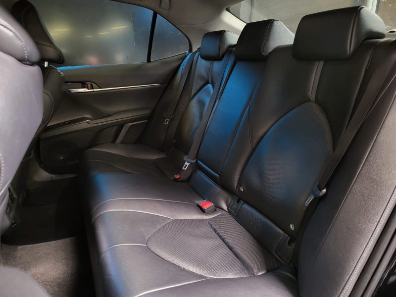 TOYOTA CAMRY 2.5 Hybride 218Ch Dynamic Business / SIEGES CUIR ELECTRIQUE + CARPLAY /