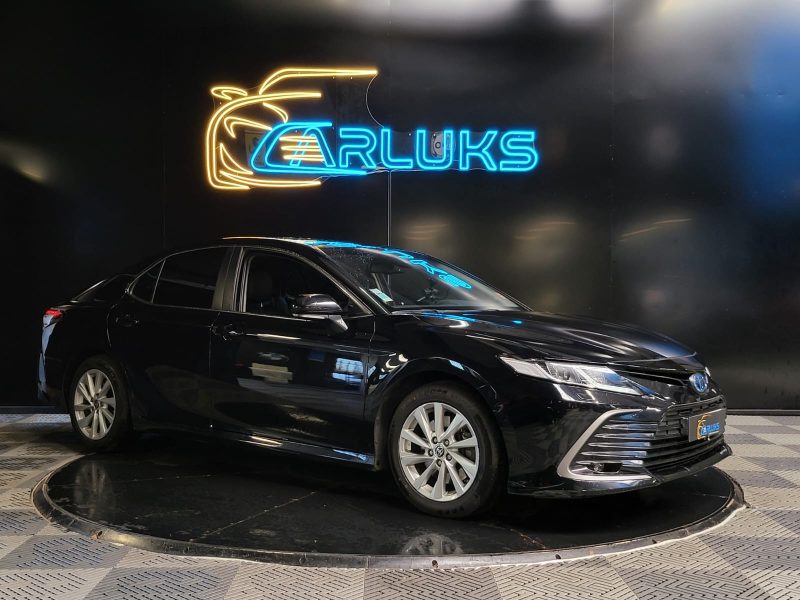 TOYOTA CAMRY 2.5 Hybride 218Ch Dynamic Business / SIEGES CUIR ELECTRIQUE + CARPLAY /
