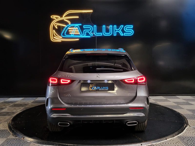 MERCEDES CLASSE GLA 250e 218cv AMG LINE / SUIVI MERCEDES / TOIT OUVRANT / SIEGES ELECTRIQUES / CARPL
