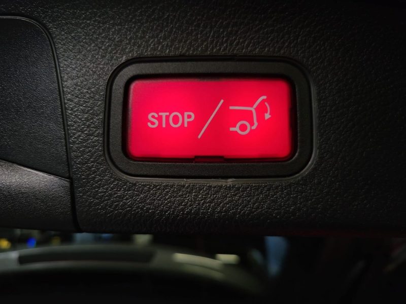 MERCEDES CLASSE GLA 250e 218cv AMG LINE / SUIVI MERCEDES / TOIT OUVRANT / SIEGES ELECTRIQUES / CARPL