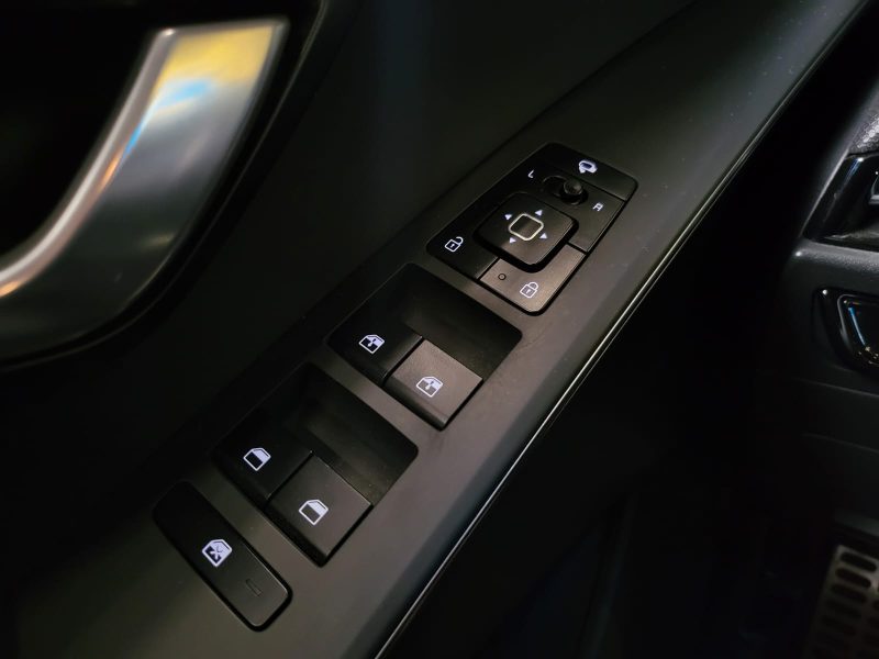 KIA NIRO 1.6 GDi PHEV 183cv PREMIUM / SUIVI KIA / 1ERE MAIN / SIEGES ELECTRIQUES / CARPLAY / CAMERA 