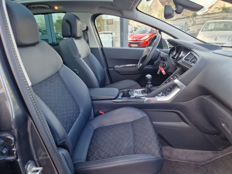 PEUGEOT 3008 Phase2 1.6L BlueHDi 120ch ALLURE_Semi Cuir_S&S / REVISEE&GARANTIE