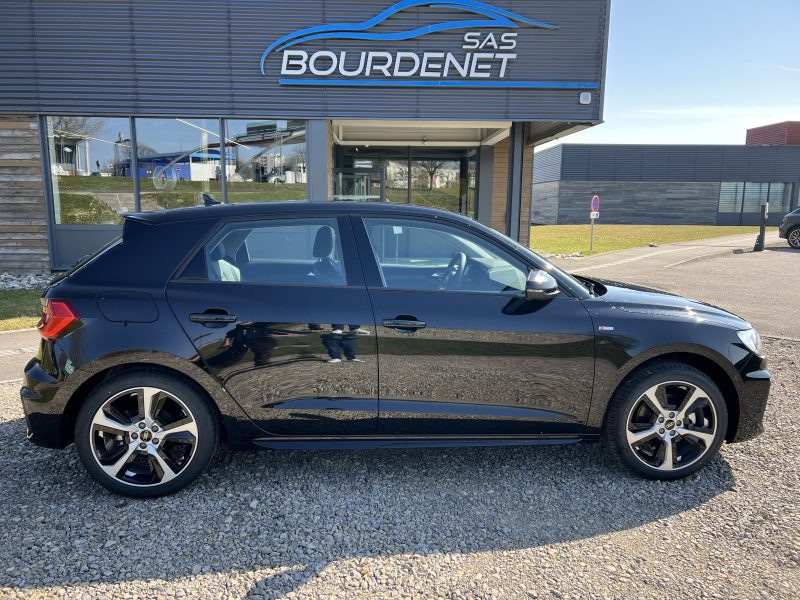 AUDI A1 30 TFSI 116 S LINE S TRONIC 7 APPLE CARPLAY / ECLAIRAGE D'AMBIANCE / CAMERA DE RECUL