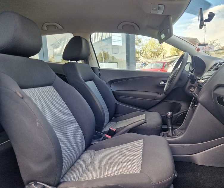 Volkswagen POLO V 1.6L TDi 90cv TRENDLINE BlueMotion / RÉVISÉE&GARANTIE