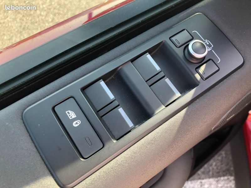 LAND ROVER DISCOVERY 3.0 SDV6 HSE LUXURY PACK DESIGN DYNAMIC 258 CV REPRISE POSSIBLE