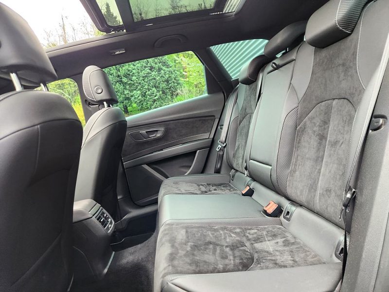 SEAT LEON ST 2.0 TSI 300 CUPRA 4DRIVE DSG6*PANO*CAMERA*DCC*SOUND*