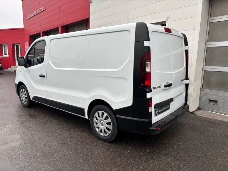 RENAULT TRAFIC 2020