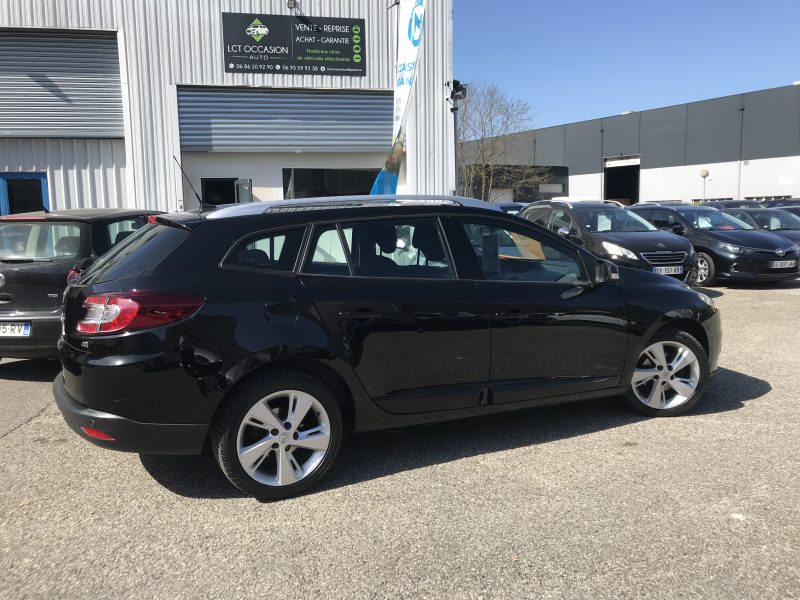 RENAULT MEGANE ESTATE III ph2 - 1.6 dci 130cv FAP energy eco2 DYNAMIQUE - GARANTIE 6 MOIS