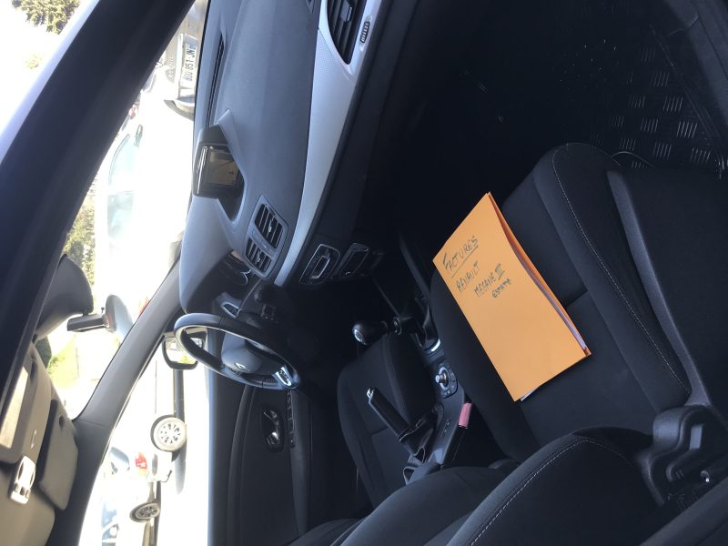 RENAULT MEGANE ESTATE III ph2 - 1.6 dci 130cv FAP energy eco2 DYNAMIQUE - GARANTIE 6 MOIS