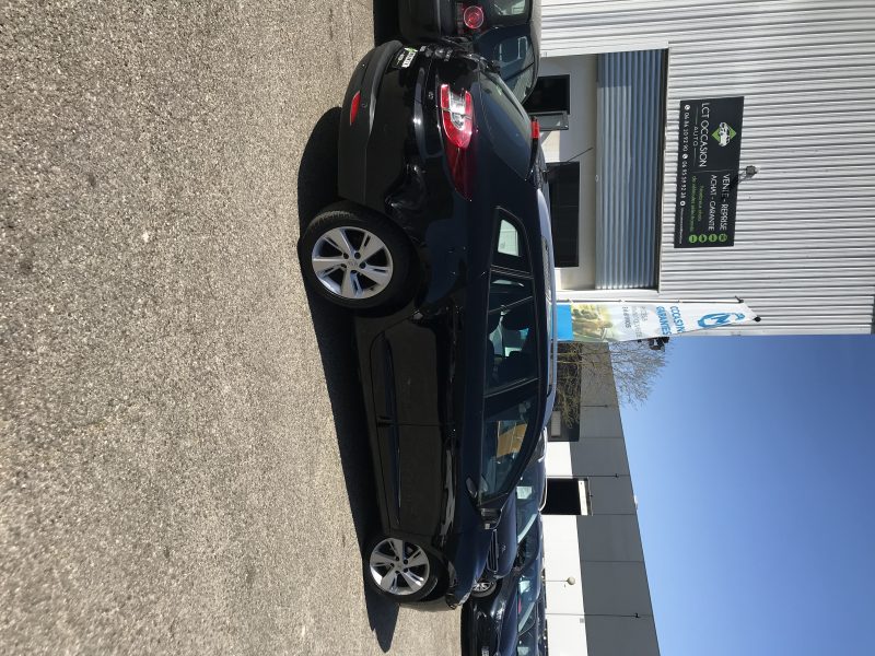 RENAULT MEGANE ESTATE III ph2 - 1.6 dci 130cv FAP energy eco2 DYNAMIQUE - GARANTIE 6 MOIS