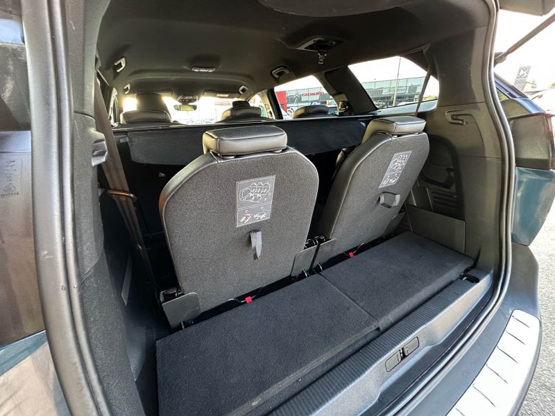 PEUGEOT 5008 2021