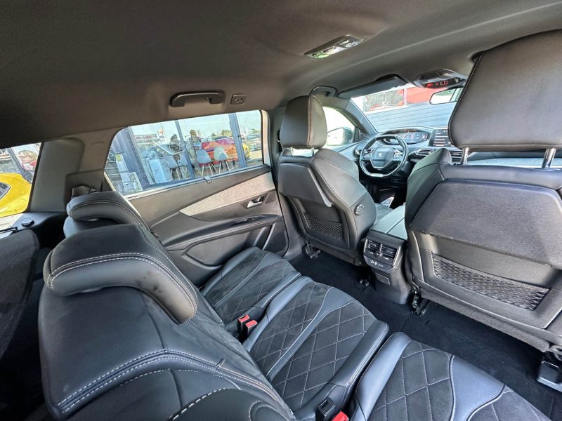PEUGEOT 5008 2019
