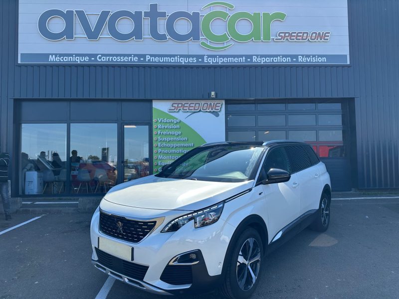 PEUGEOT 5008 2019
