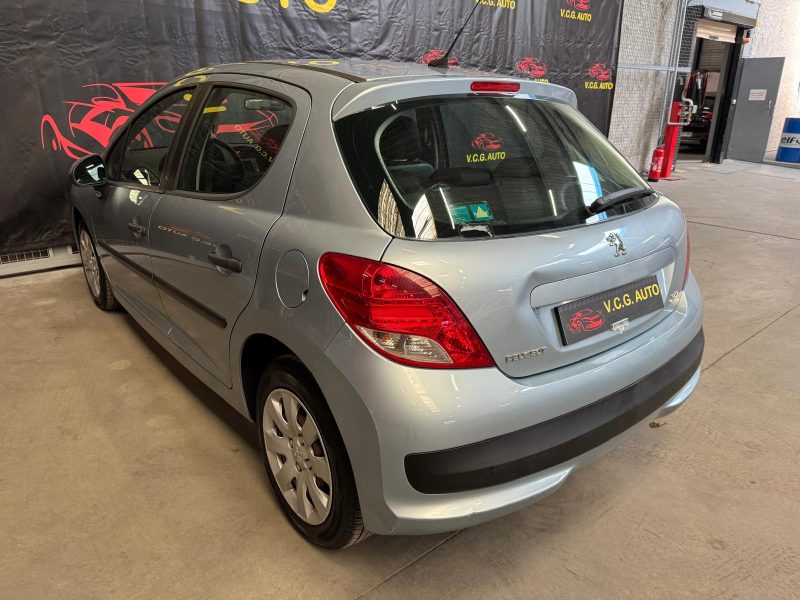 PEUGEOT 207 1.4 HDI 70 Urban 