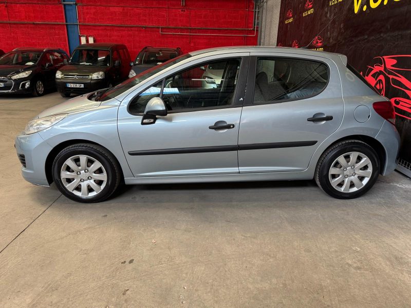 PEUGEOT 207 1.4 HDI 70 Urban 