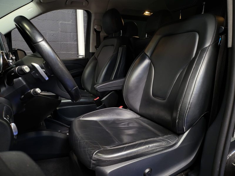 MERCEDES CLASSE V 250 CDI 7G-DCT 190cv EXTRA LONG AVANTGARDE / 1ER MAIN / SUIVI MERCEDES / 8 PLACES