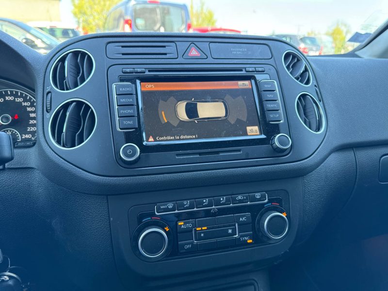 VOLKSWAGEN GOLF PLUS 2012