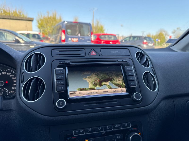 VOLKSWAGEN GOLF PLUS 2012