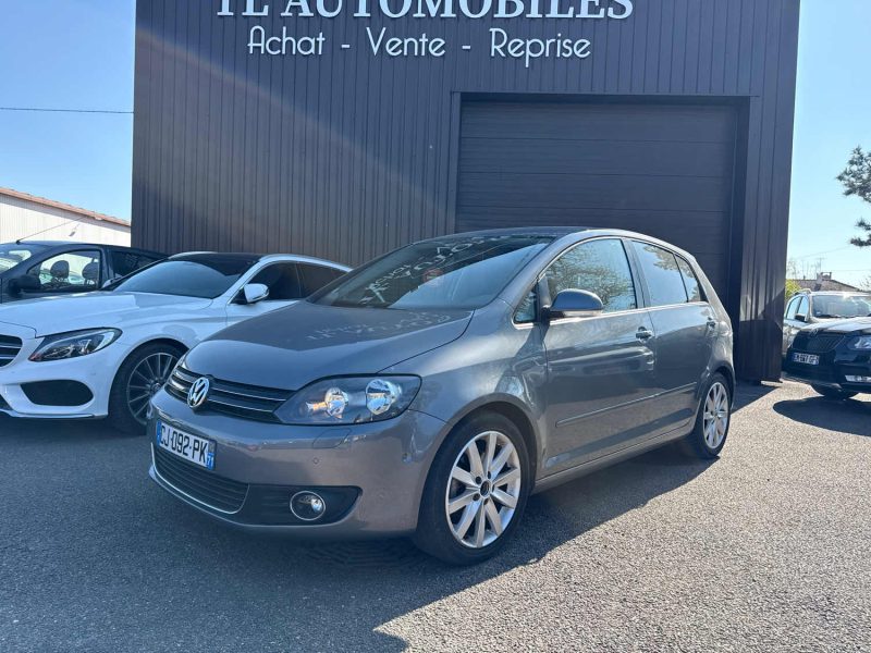 VOLKSWAGEN GOLF PLUS 2012