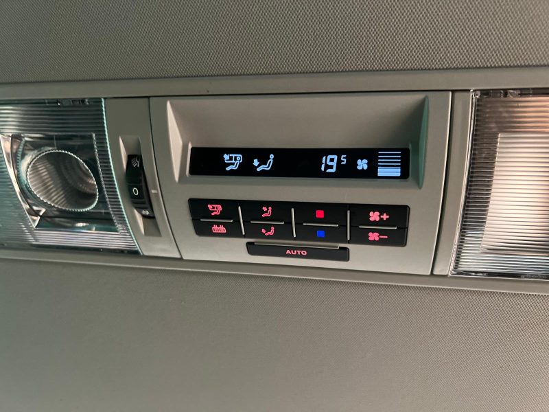 VOLKSWAGEN MULTIVAN 2.0 TDI 150CH DSG 7PLACE