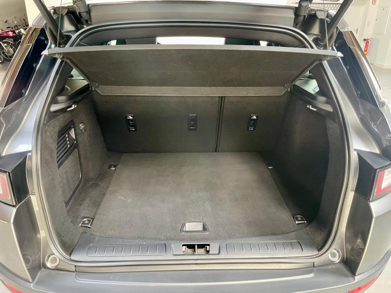 LAND ROVER RANGE ROVER EVOQUE 2.0 TD4 180 Ch BVA 9 4X4 BUSUSINESS Origine france / historique comple