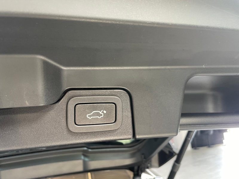 LAND ROVER RANGE ROVER EVOQUE 2.0 TD4 180 Ch BVA 9 4X4 BUSUSINESS Origine france / historique comple