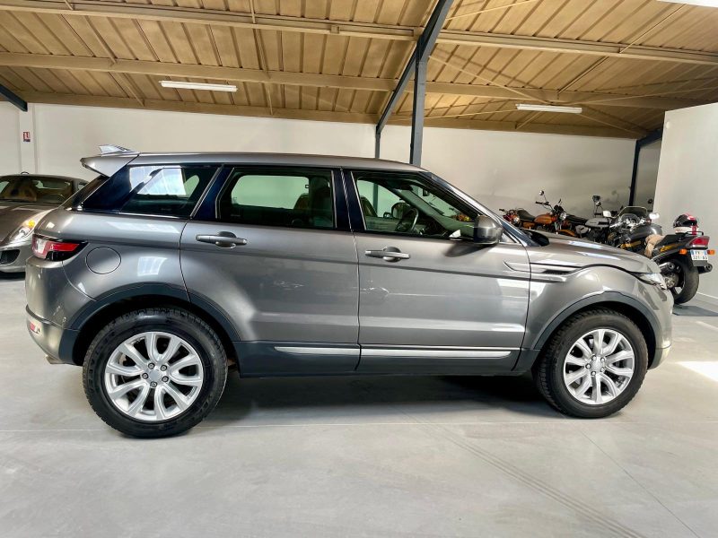 LAND ROVER RANGE ROVER EVOQUE 2.0 TD4 180 Ch BVA 9 4X4 BUSUSINESS Origine france / historique comple