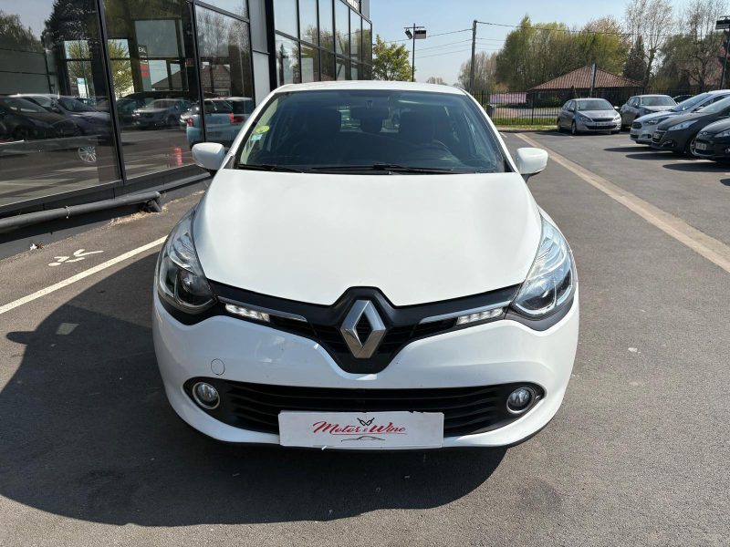 RENAULT CLIO 2015