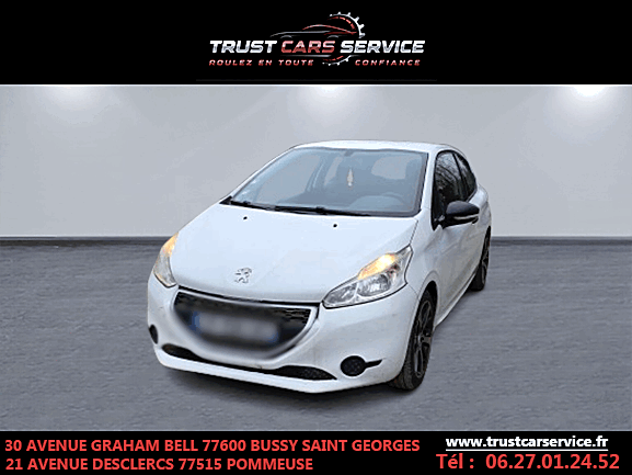 PEUGEOT 208 2013