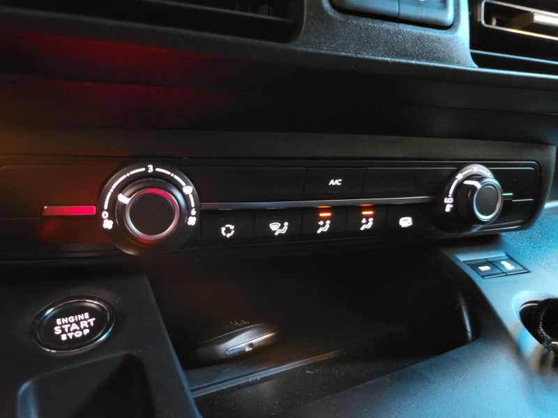 PEUGEOT PARTNER 1.5 BLUEHDI 130CV / ASPHALT / CAMERA / ANGLE MORT / CARPLAY / KEYLESS / 