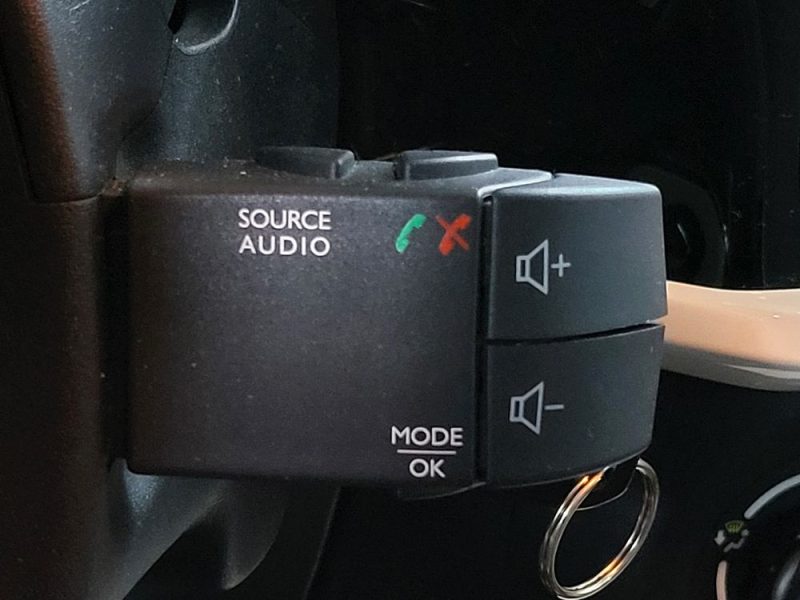 RENAULT TWINGO III 1.0 SCe 70cv Intens BVM5