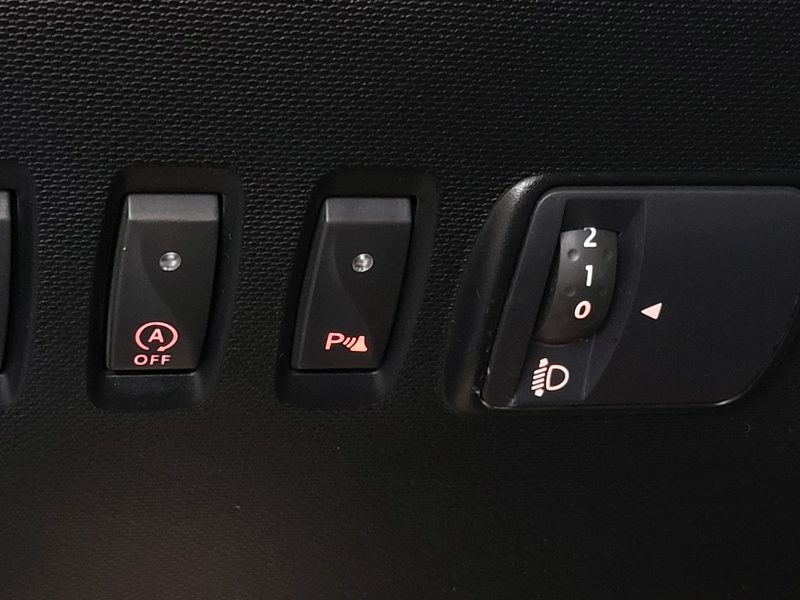 RENAULT TWINGO III 1.0 SCe 70cv Intens BVM5