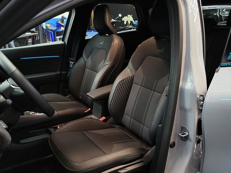 RENAULT CAPTUR II E-TECH Hybrid 145cv Esprit Alpine Boîte Auto 1ère Main